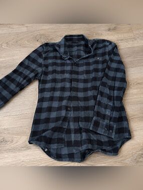Vans Men's Black & Green Plaid Button-Down Shirt